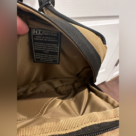Highland Tactical EXPO Molle Webbing Crossbody Bag Adjustable Sling Bag - Tan - Picture 10 of 14